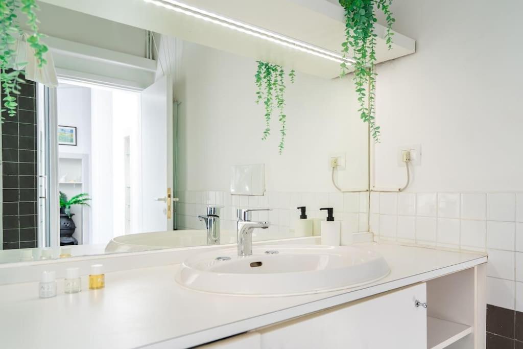Borromei'S Nest - Central Loft Milan Exterior photo